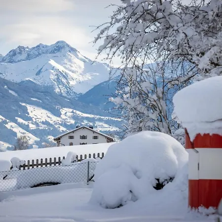 Gartenhotel Crystal Hotel 4*