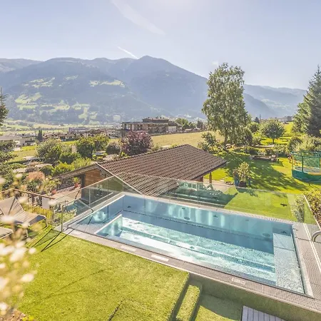 Gartenhotel Crystal 4*