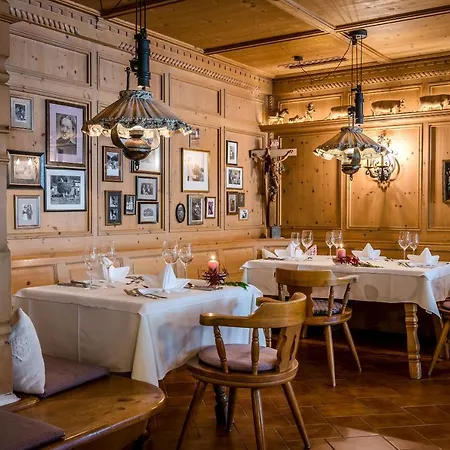 Gartenhotel Crystal Hotel 4*