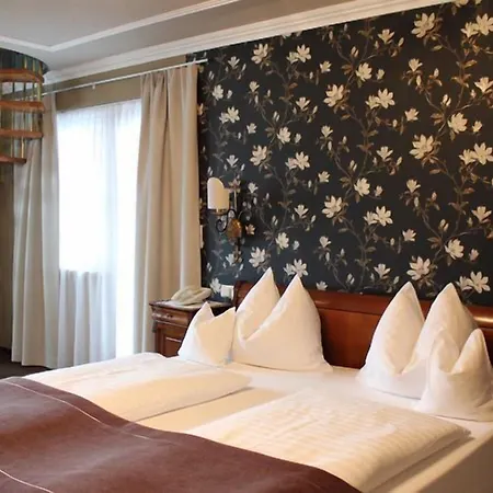 Gardenhotel Crystal 4*