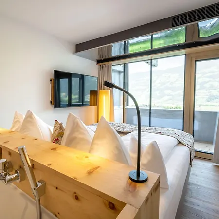 Hotel Gardenhotel Crystal