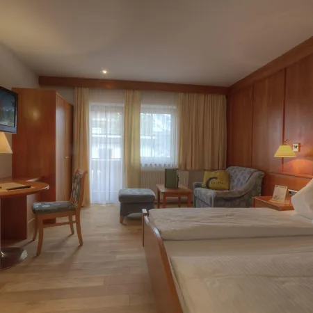 Gartenhotel Crystal Hotel