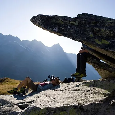 호텔 Gartenhotel Crystal 4*