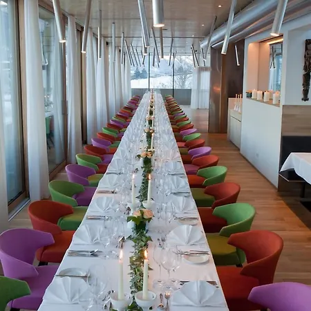 Gartenhotel Crystal Fuegen