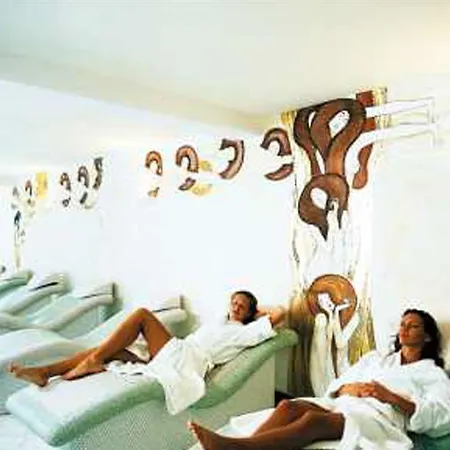 Gardenhotel Crystal