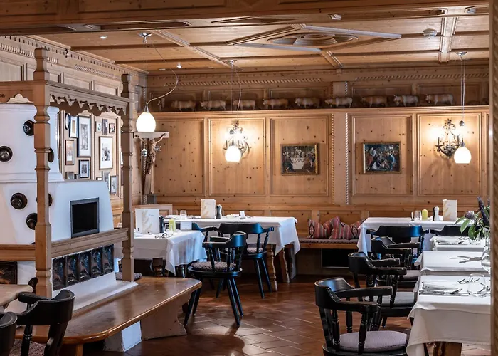 מלון Gartenhotel Crystal