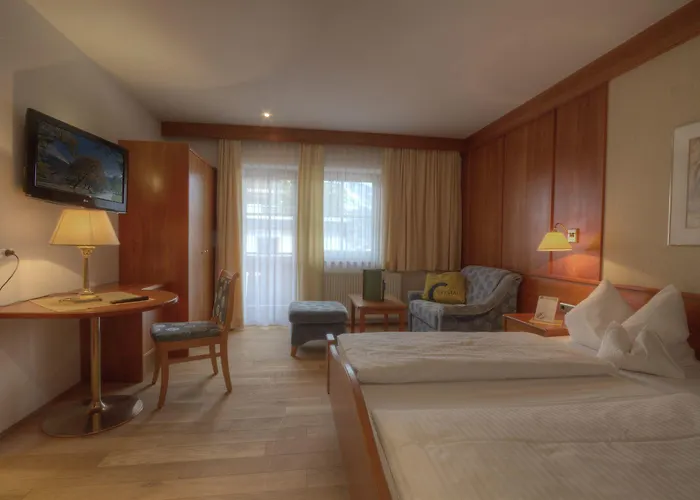 Gartenhotel Crystal Hotel