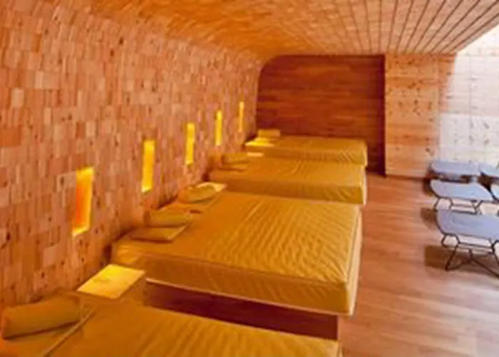 Gartenhotel Crystal Hotel Fügen