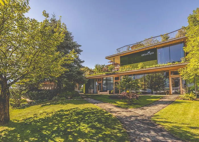 Gartenhotel Crystal מלון