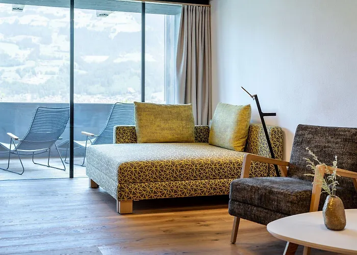 Gartenhotel Crystal מלון