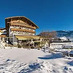 Gartenhotel Crystal Szálloda