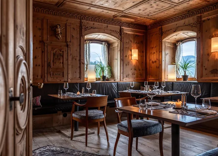 Gartenhotel Crystal ホテル