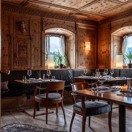 Gartenhotel Crystal Hotel