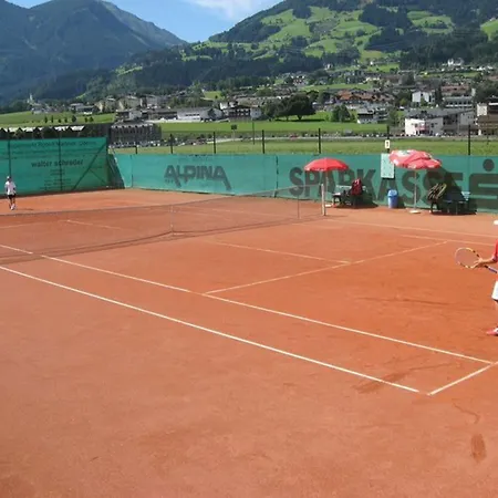 Gartenhotel Crystal Fügen