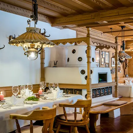 Gartenhotel Crystal Hotel 4*