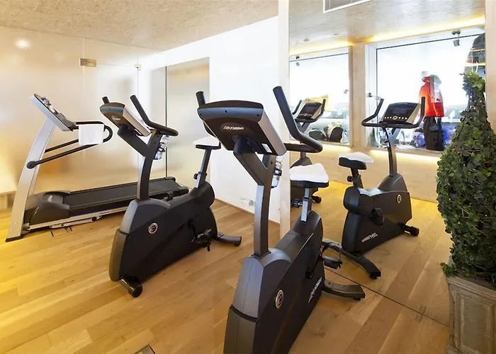 Hotel Gartenhotel Crystal 4*